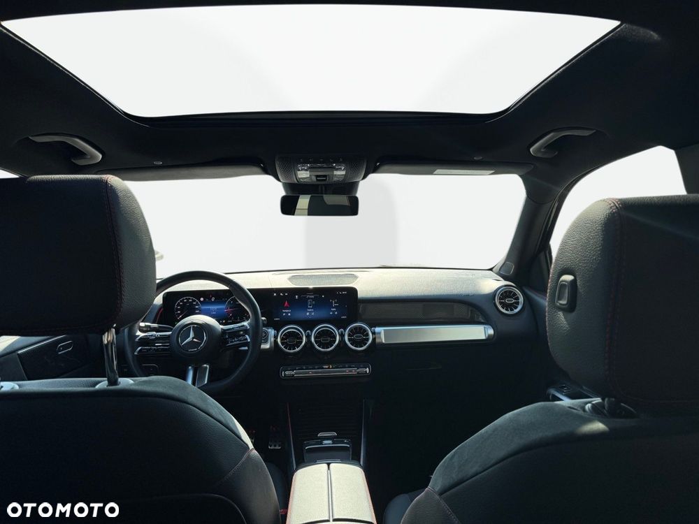 Mercedes-Benz GLB 200 d AMG Line 8G-DCT - 14