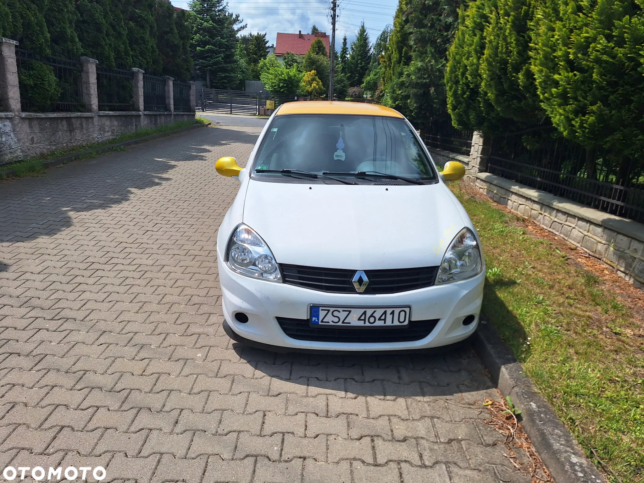Renault Clio 1.2 16V Campus - 5
