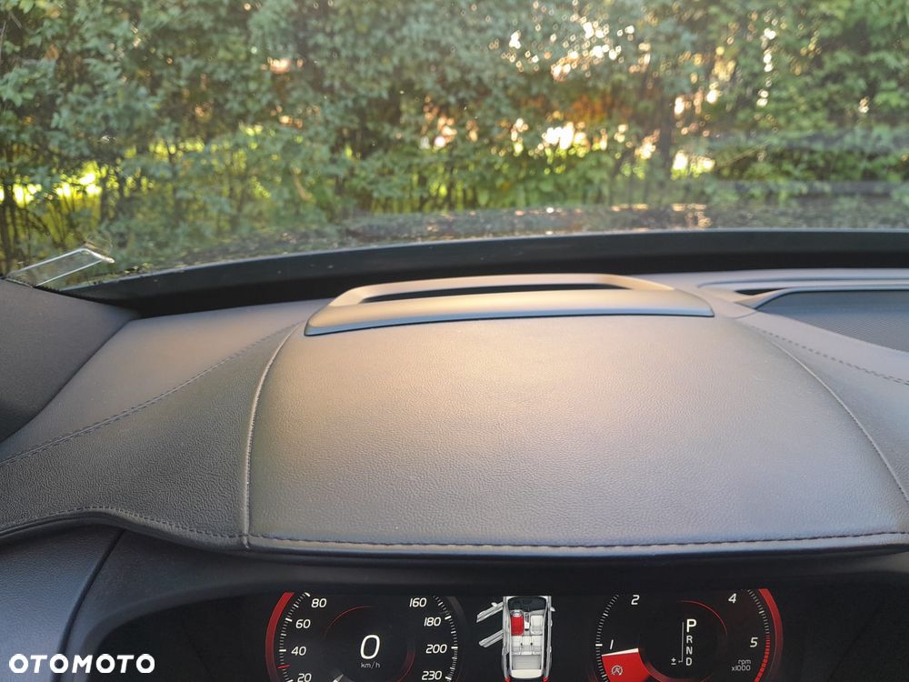Volvo XC 90 - 32