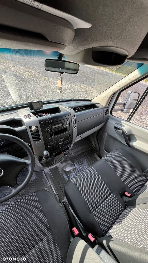 Mercedes-Benz Sprinter 318 - 10