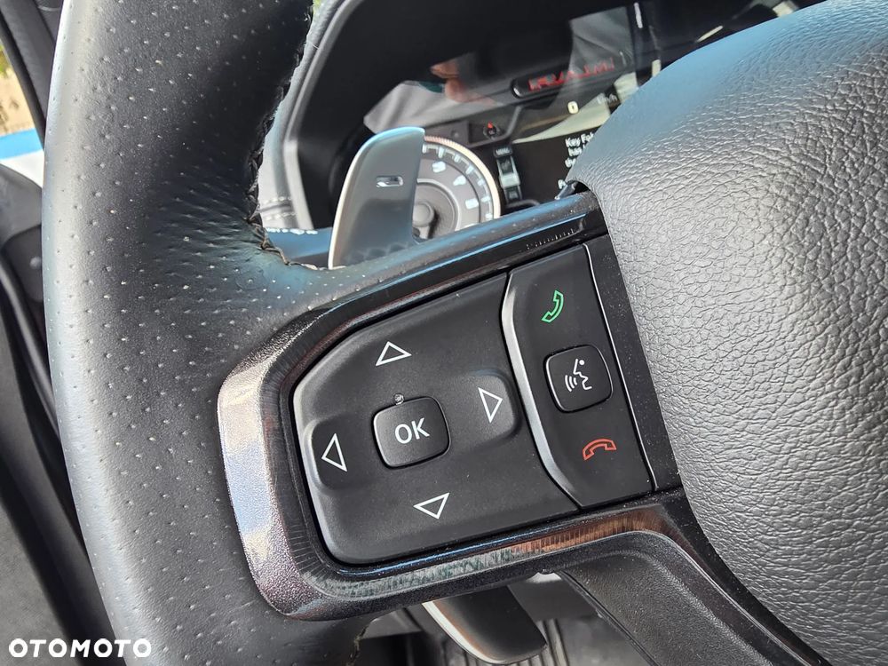 Dodge RAM 5.7 4x4 - 29