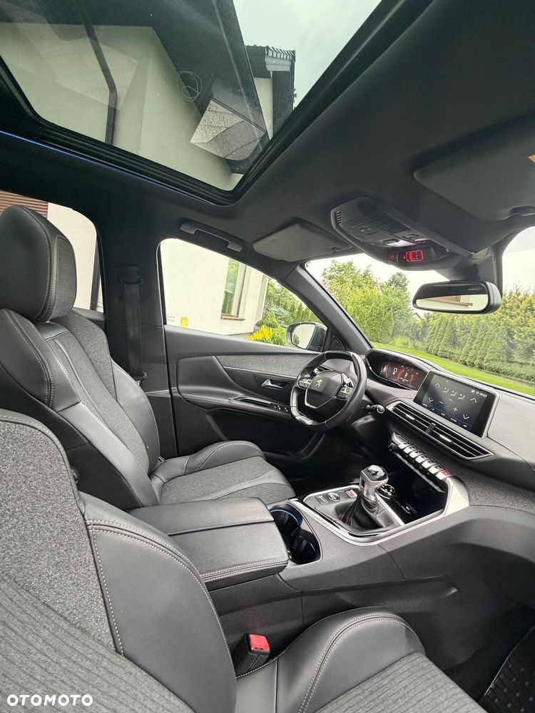 Peugeot 3008 1.5 BlueHDi GT S&S - 18