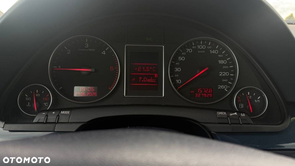 Audi A4 Avant 1.9 TDI - 9