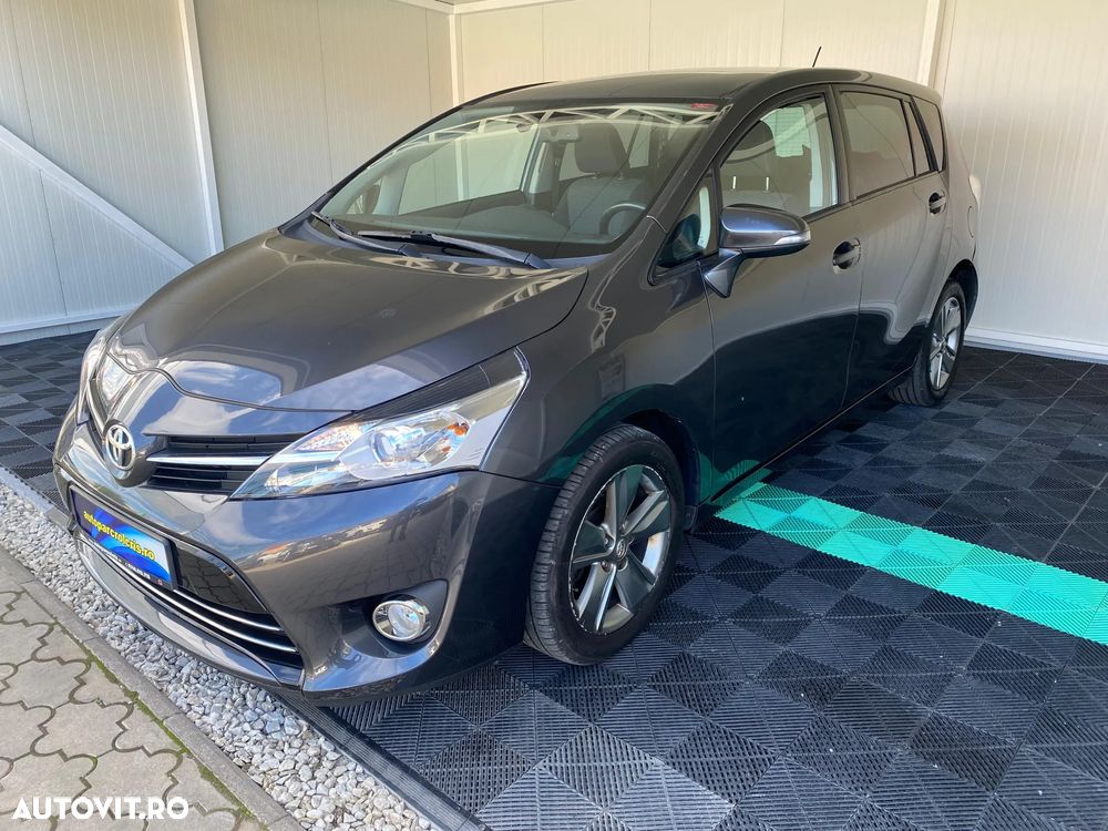 Toyota Verso - 21
