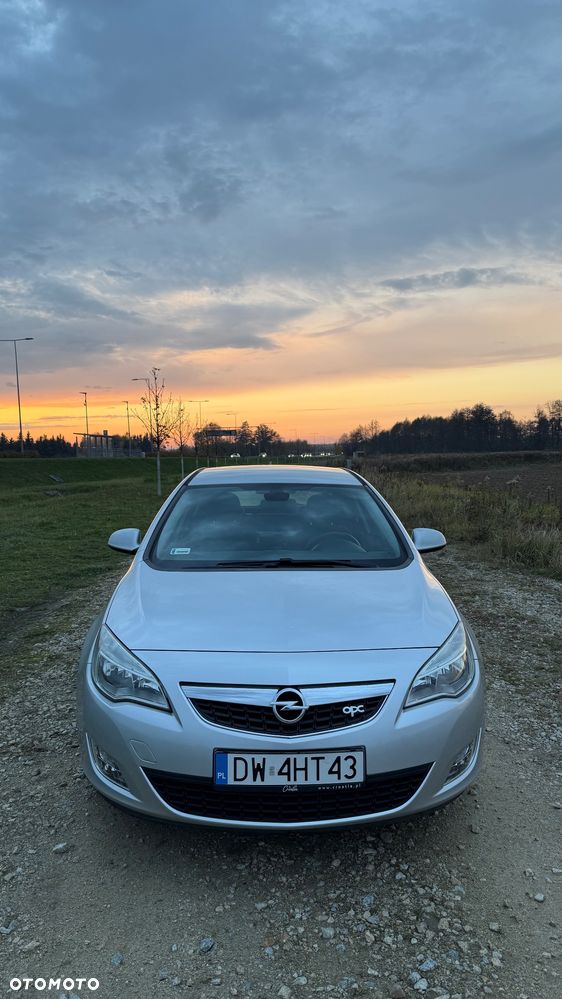 Opel Astra - 1