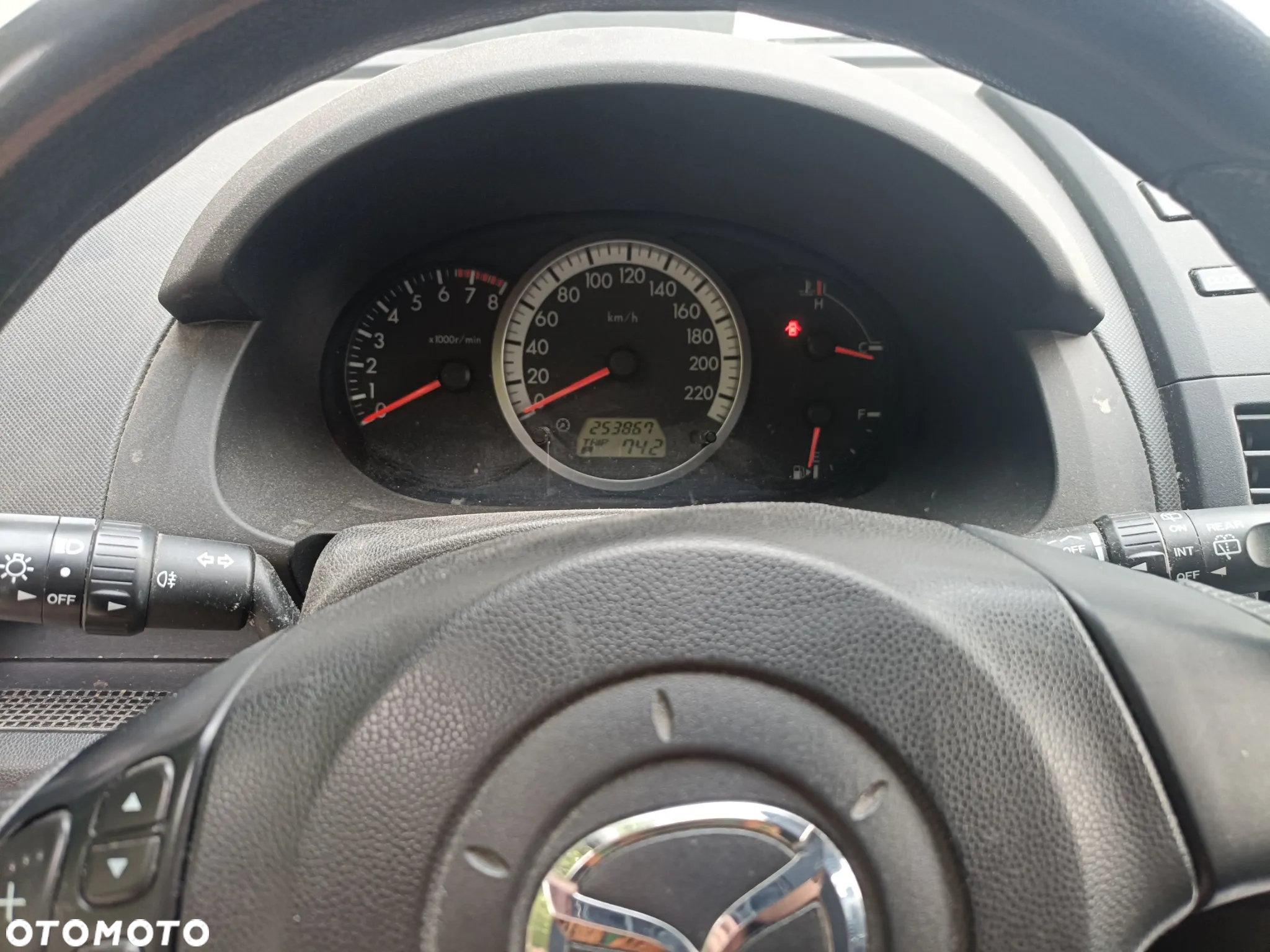 Mazda 5 - 7