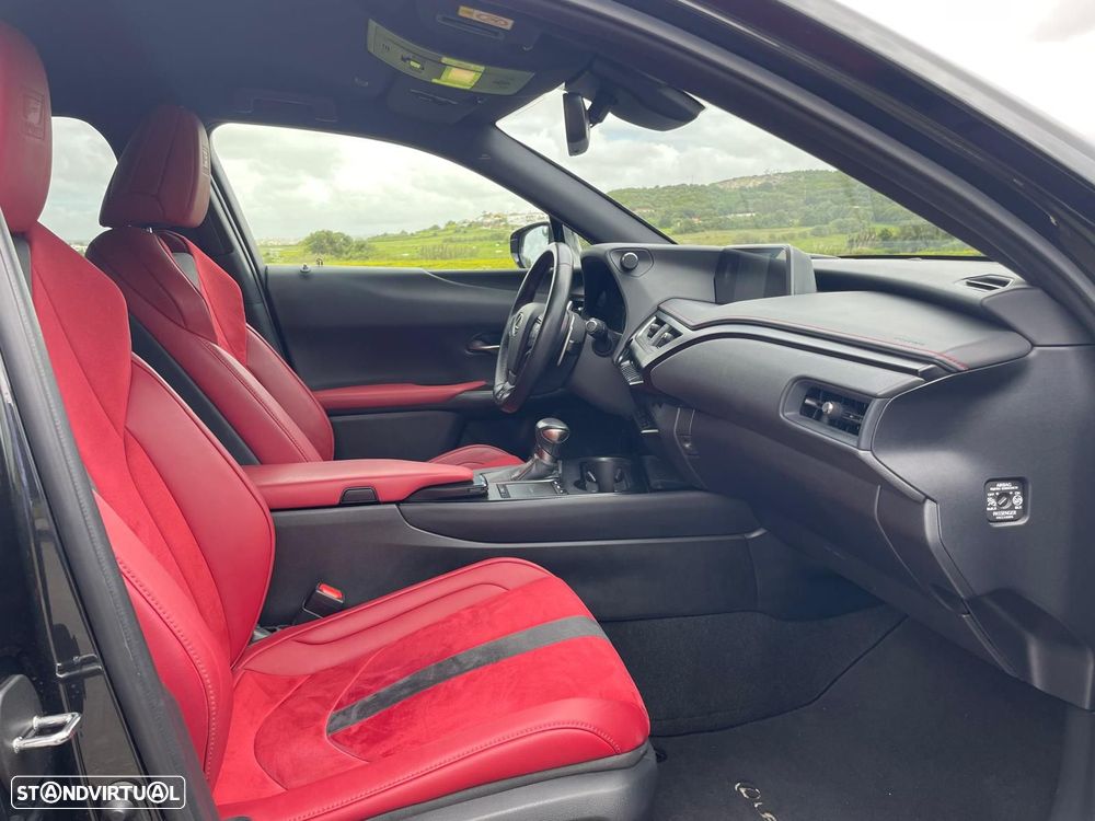 Lexus UX 250h F Sport - 7