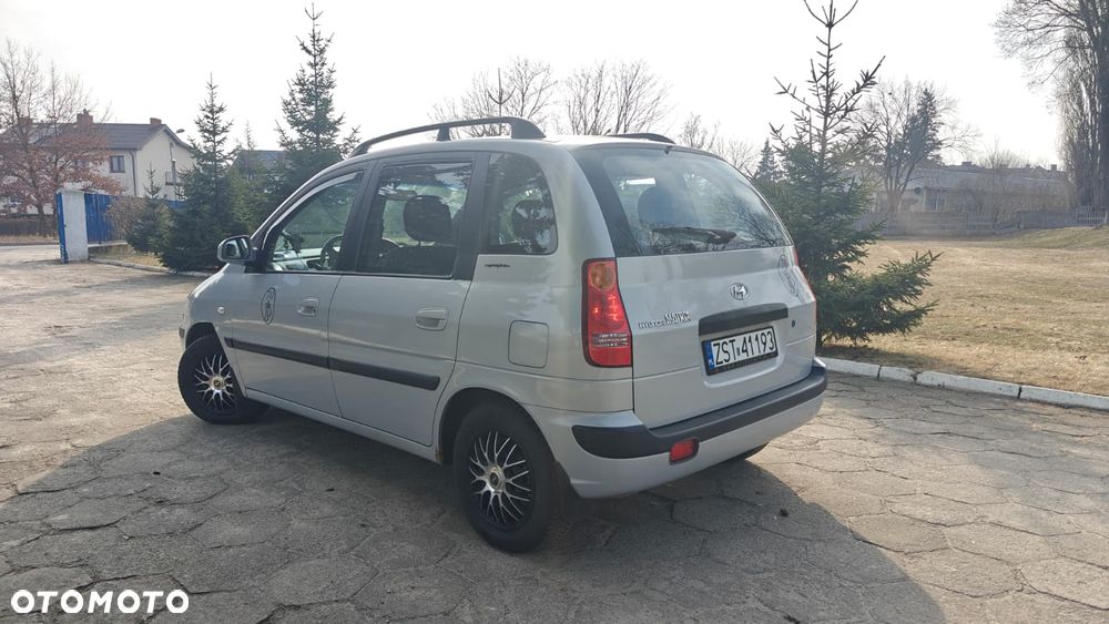 Hyundai Matrix 1.6 GLS - 3