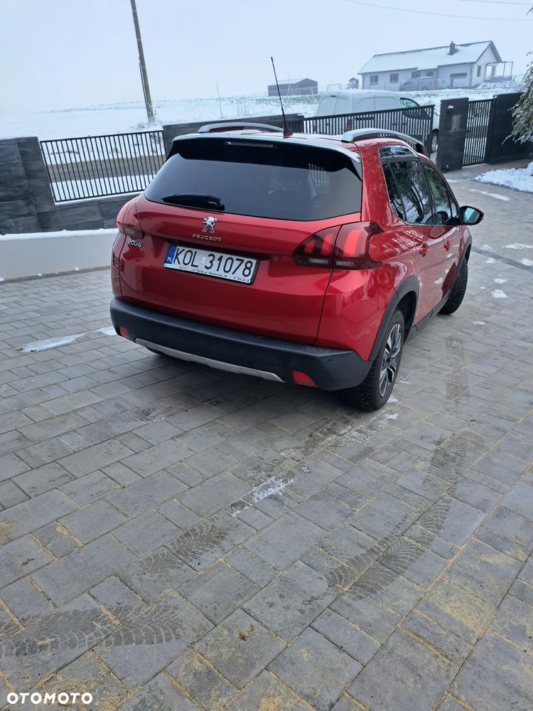 Peugeot 2008 1.2 PureTech Allure Pack S&S - 5