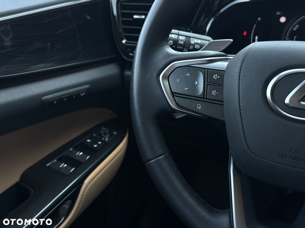 Lexus NX 350h Prestige AWD - 18