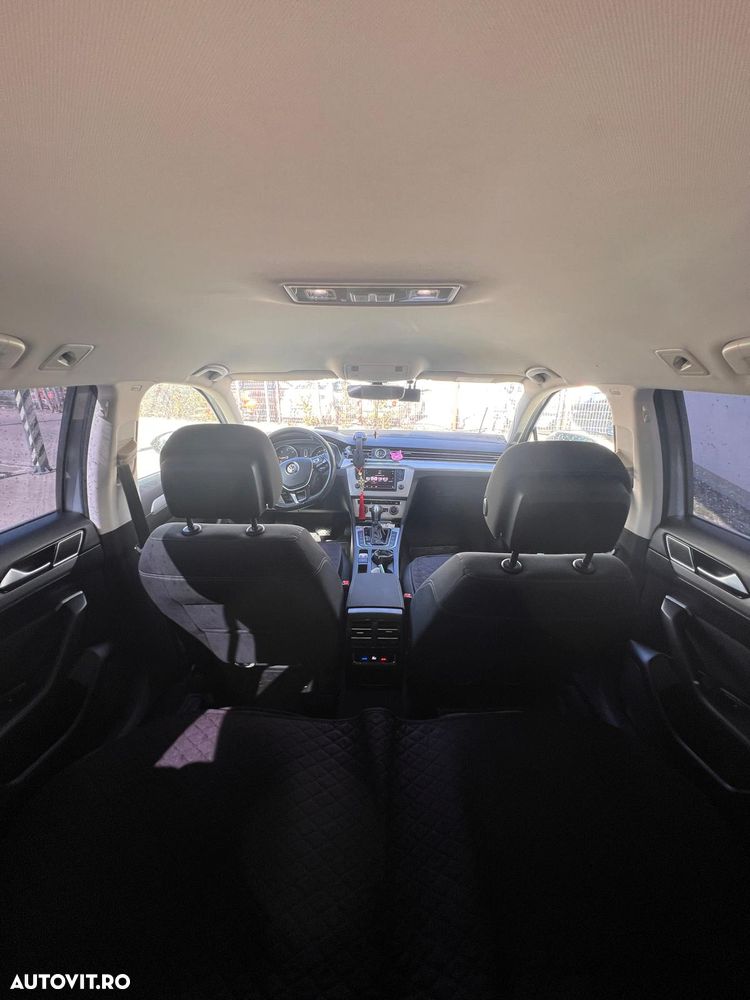 Volkswagen Passat 2.0 TDI DSG (BlueMotion Technology) Comfortline - 7