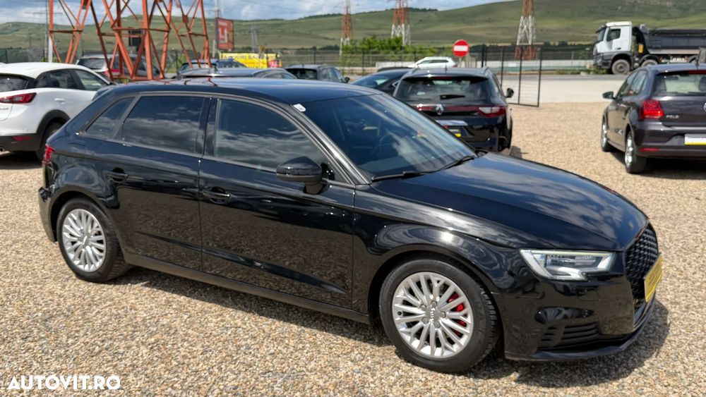 Audi A3 Sportback 1.6 TDI (clean diesel) S line Sportpaket - 16