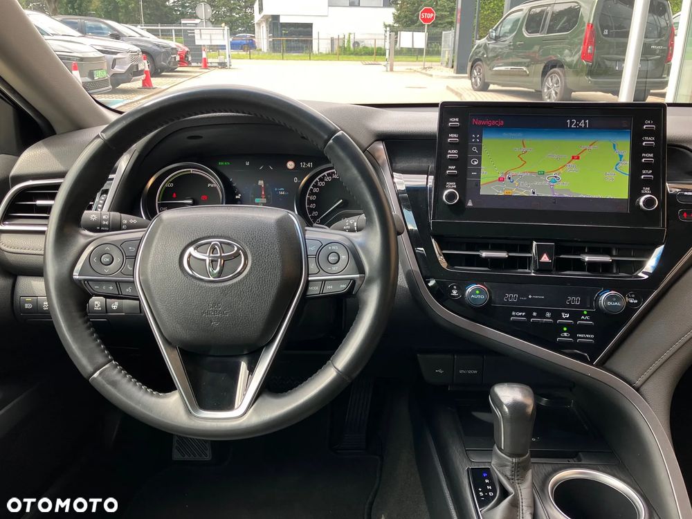 Toyota Camry 2.5 Hybrid Executive CVT - 23