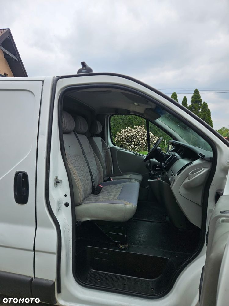 Renault Trafic - 10