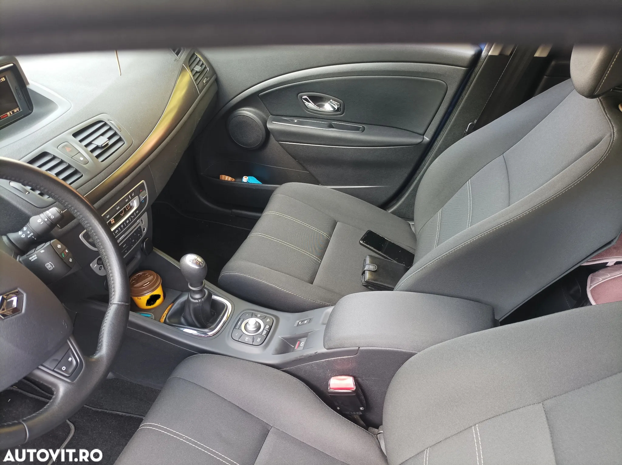 Renault Megane ENERGY TCe 115 Start & Stop LIMITED - 23