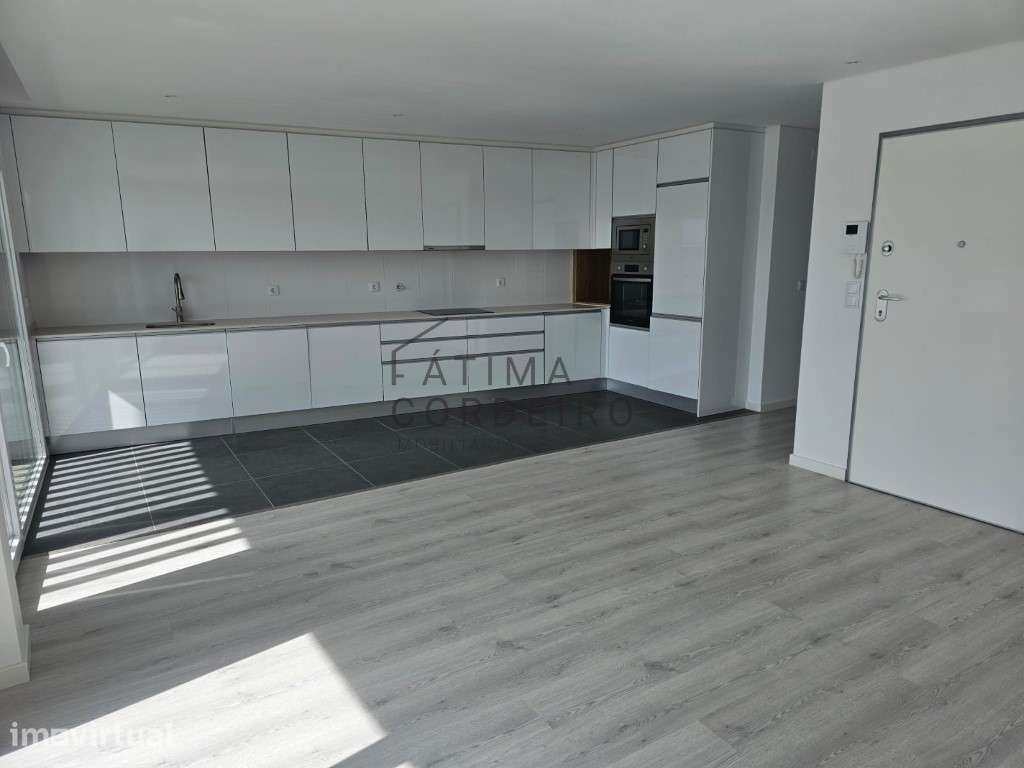 Apartamento T2 em Santa Marta com terraço , em fase de construção ,... - Grande imagem: 3/24