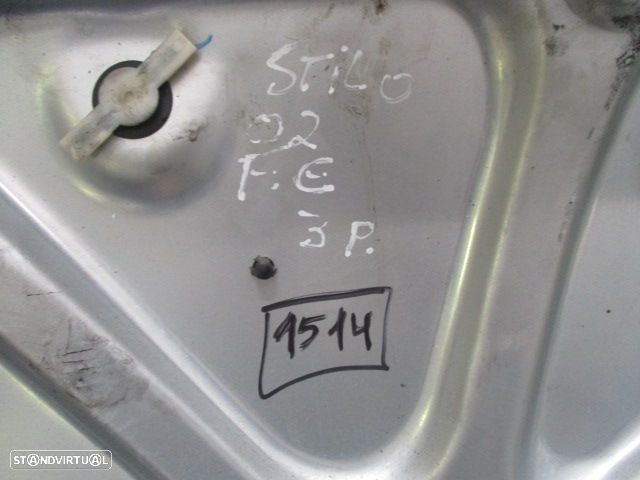 Elevador Sem Motor 00467815630 FIAT STILO 2002 3P FE FIAT STILO VAN 2004 1.9JTD 120CV 3P CINZA FE - 2