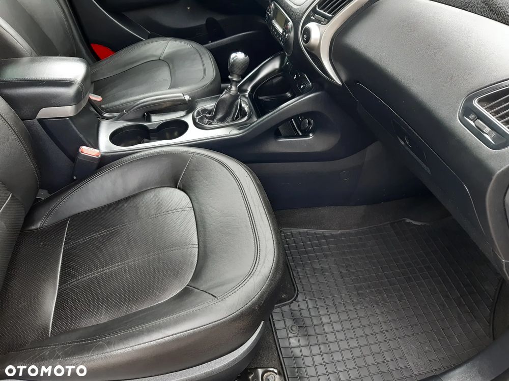 Hyundai ix35 2.0 CRDi Premium 2WD - 23