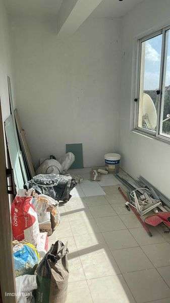 Alugo T4 Catujal renovado - Grande imagem: 2/4