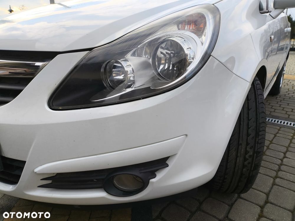 Opel Corsa 1.2 16V Easytronic Cosmo - 7
