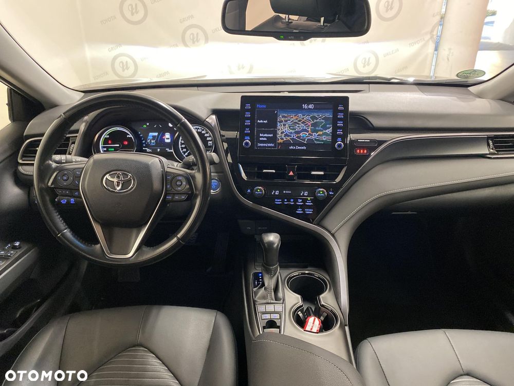 Toyota Camry 2.5 Hybrid Prestige CVT - 3