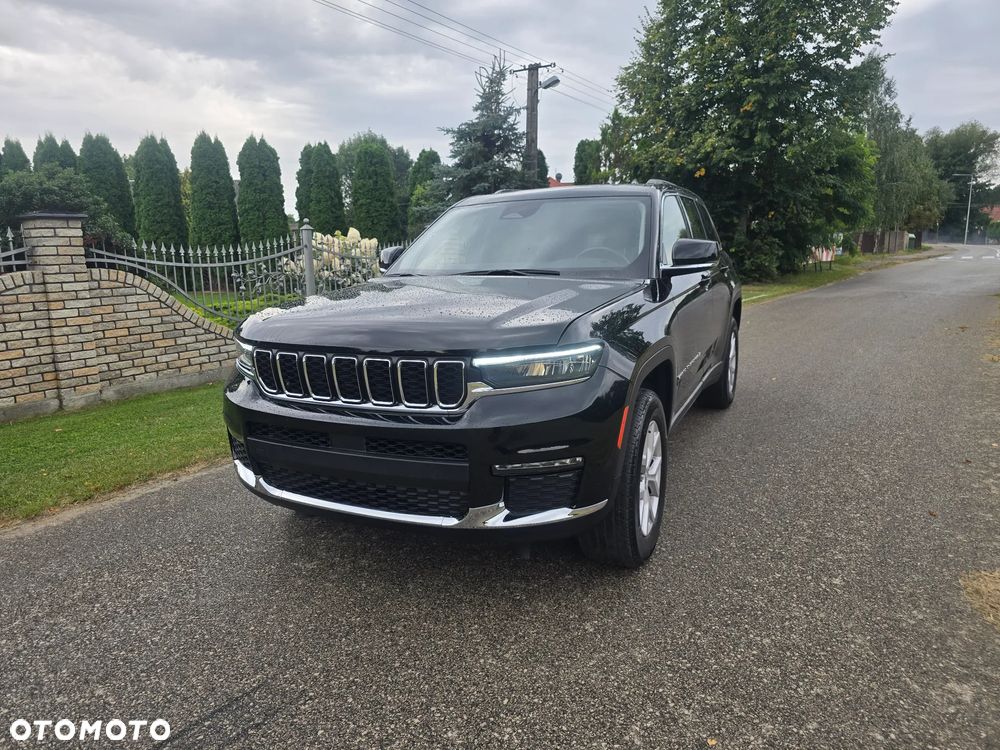 Jeep Grand Cherokee - 37