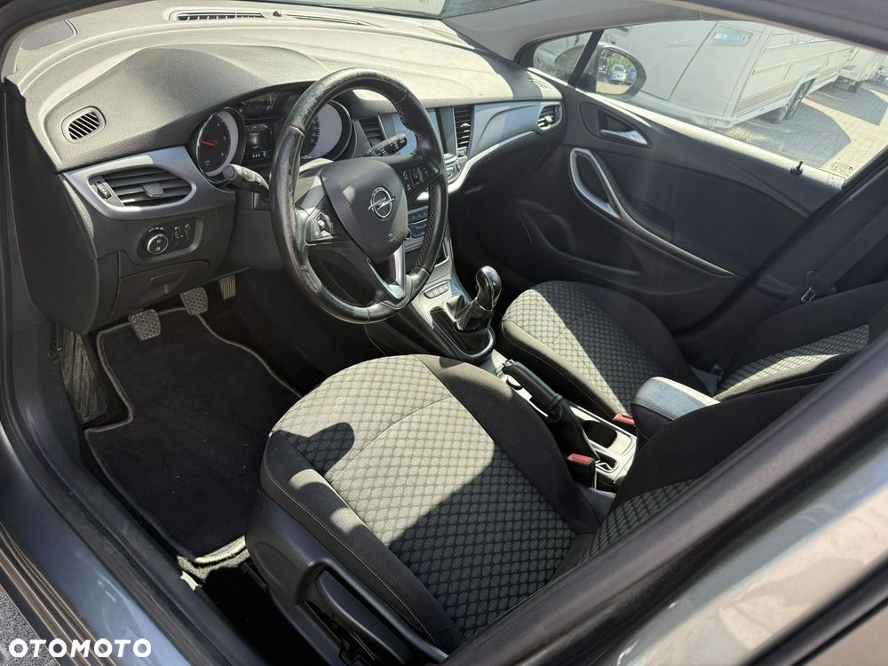 Opel Astra - 9