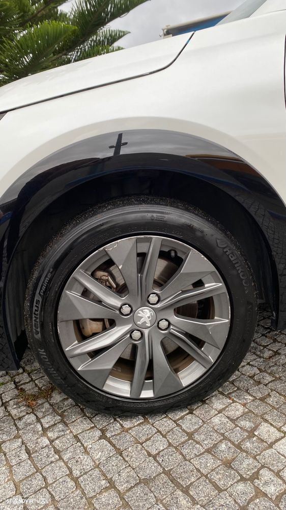 Peugeot e-208 50 kWh Allure Pack - 17