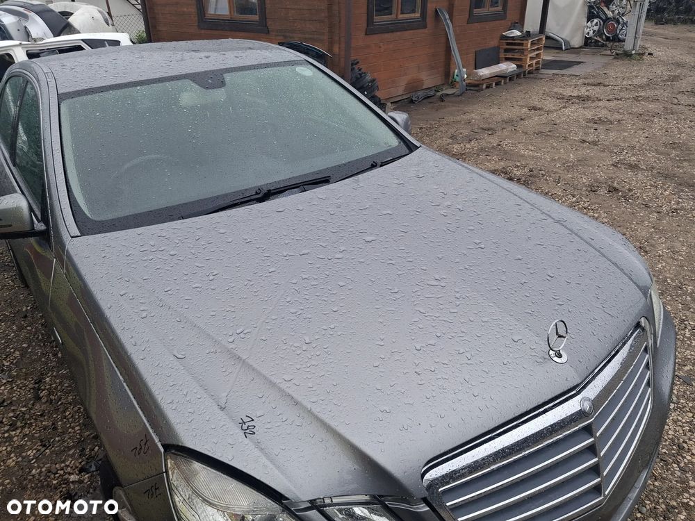 MERCEDES W212 SEDAN MASKA POKRYWA SILNIKA 792 - 3
