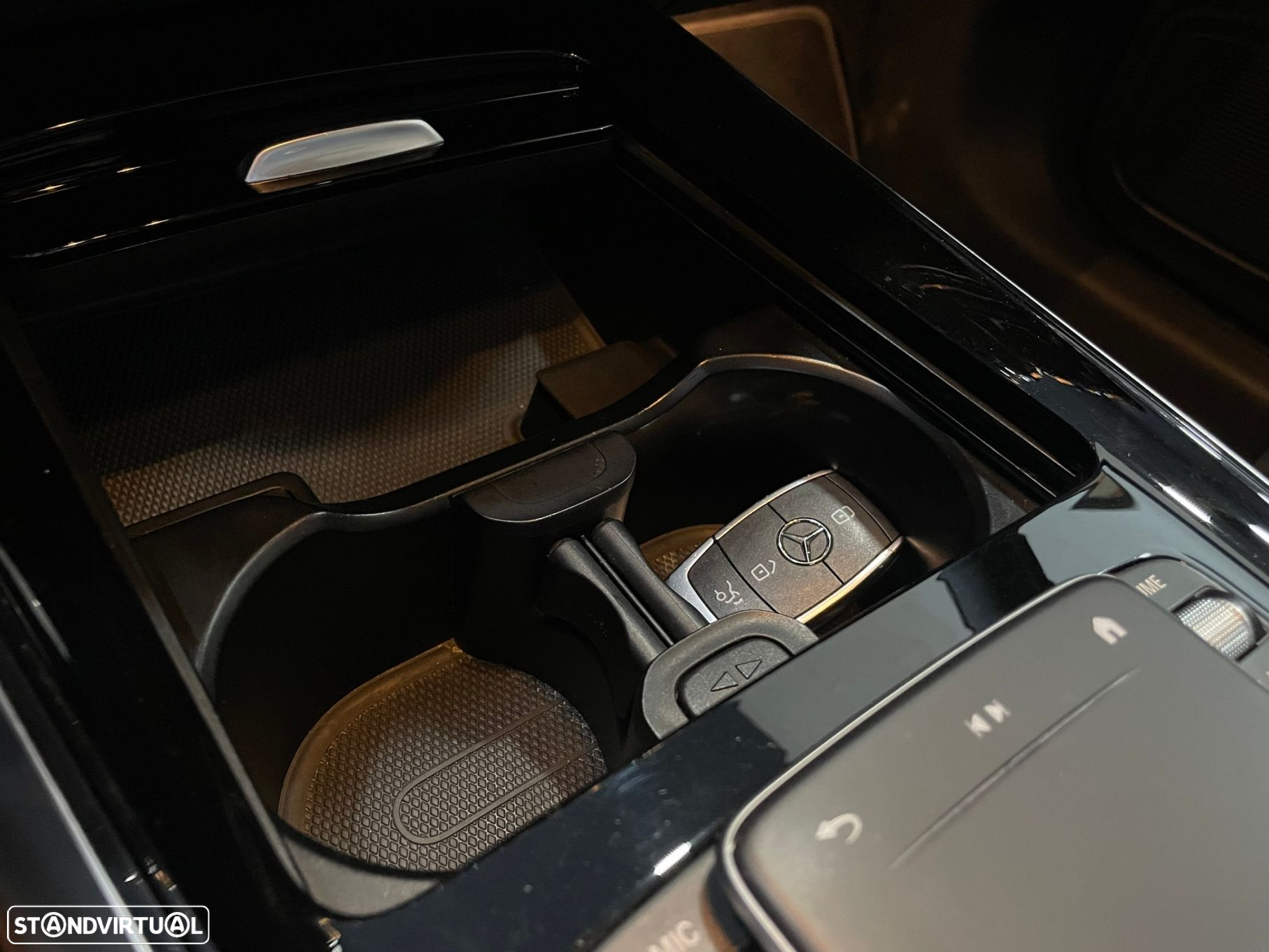 Mercedes-Benz GLA 180 d AMG Line - 27