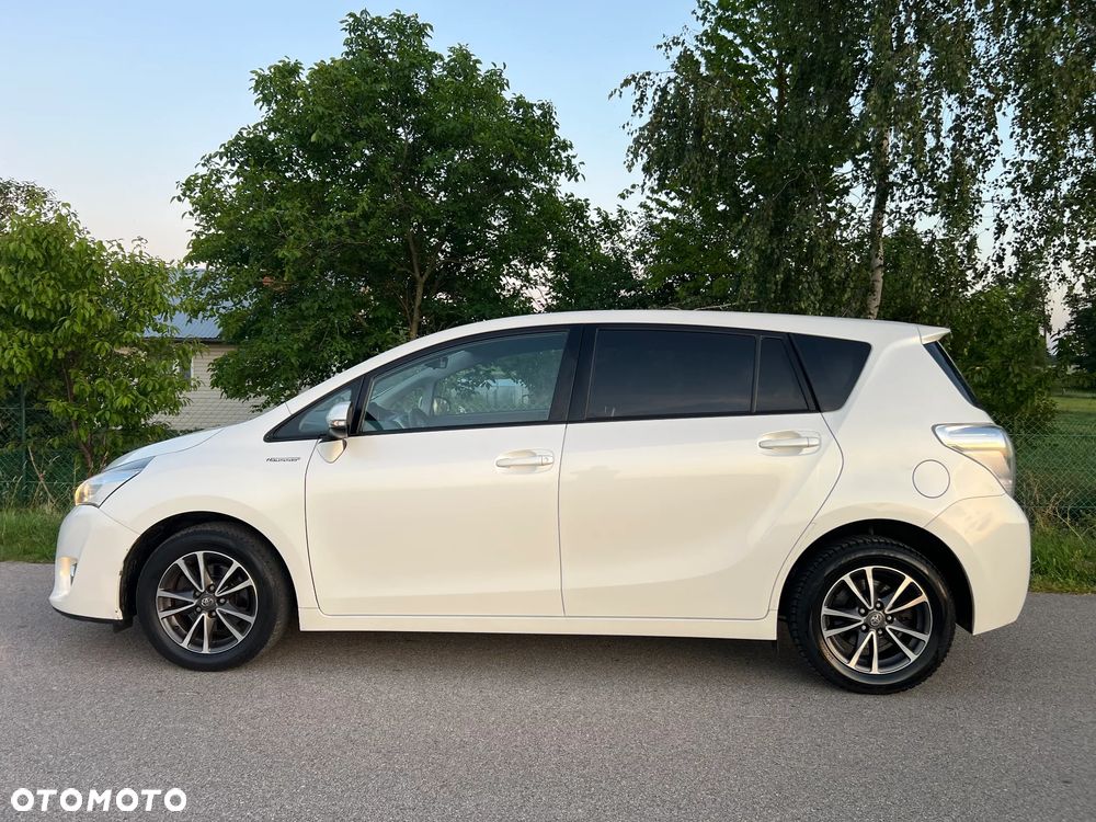 Toyota Verso 2.0 D-4D Premium - 3