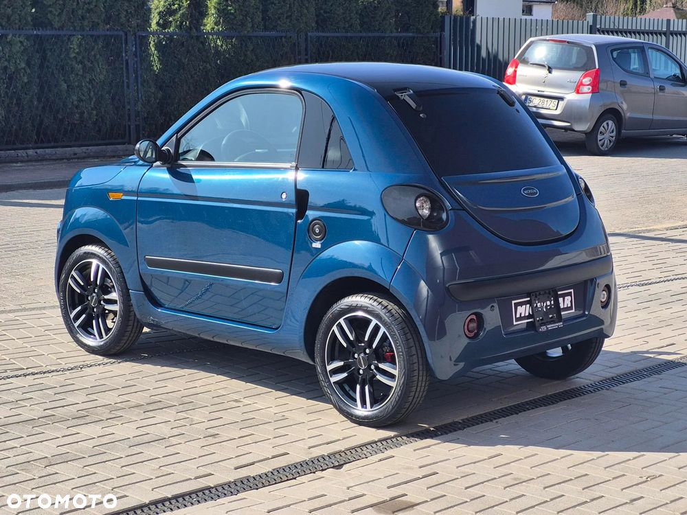 Microcar DUE - 21