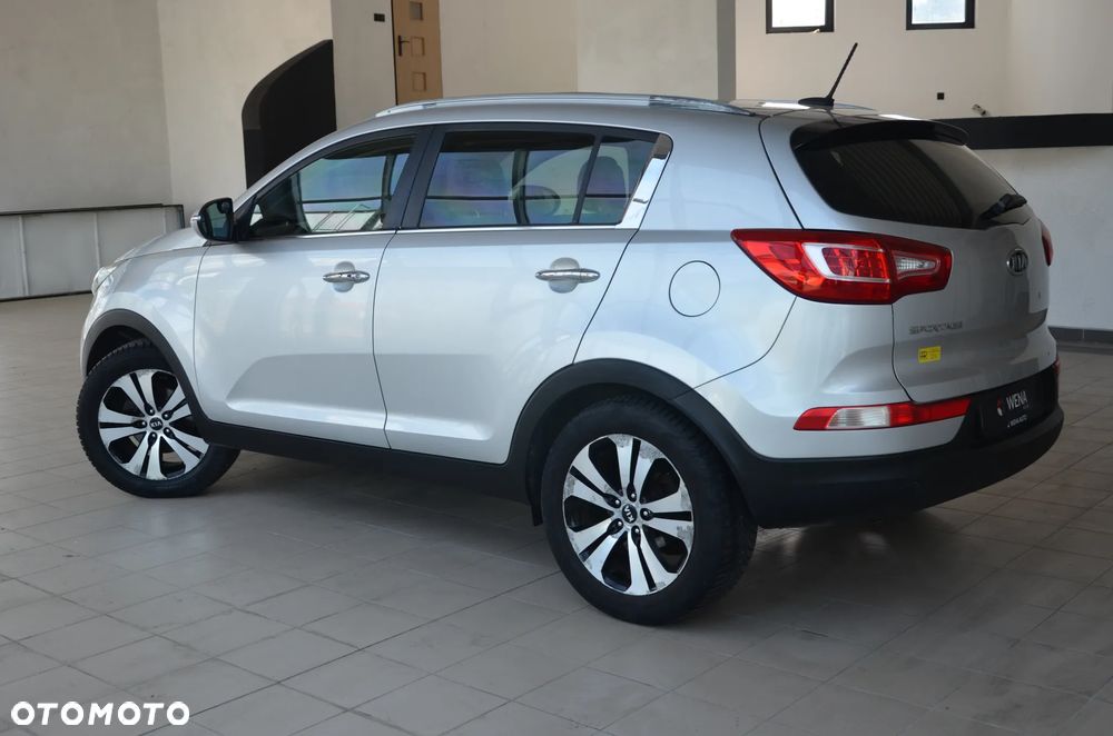 Kia Sportage 2.0 CVVT 2WD Vision - 12