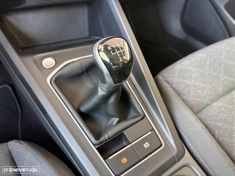 VW Golf Variant 2.0 TDi Conceptline - 55