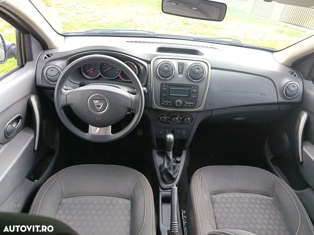 Dacia Logan 1.2 16V Laureate - 6