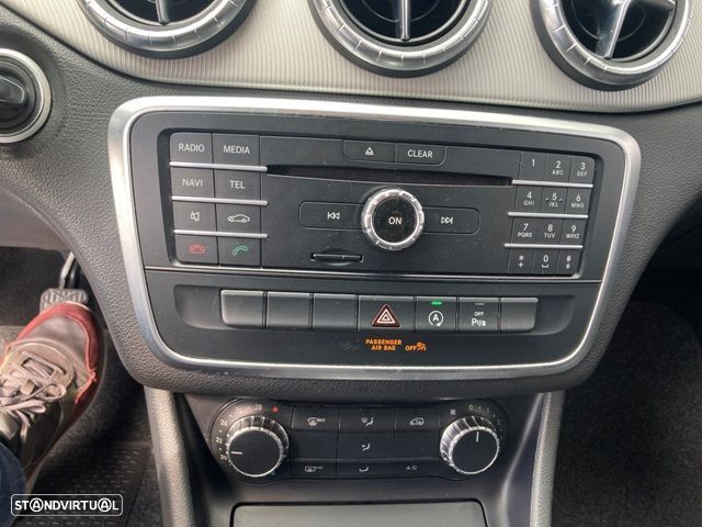 Mercedes-Benz CLA 180 d Peak Edition - 22