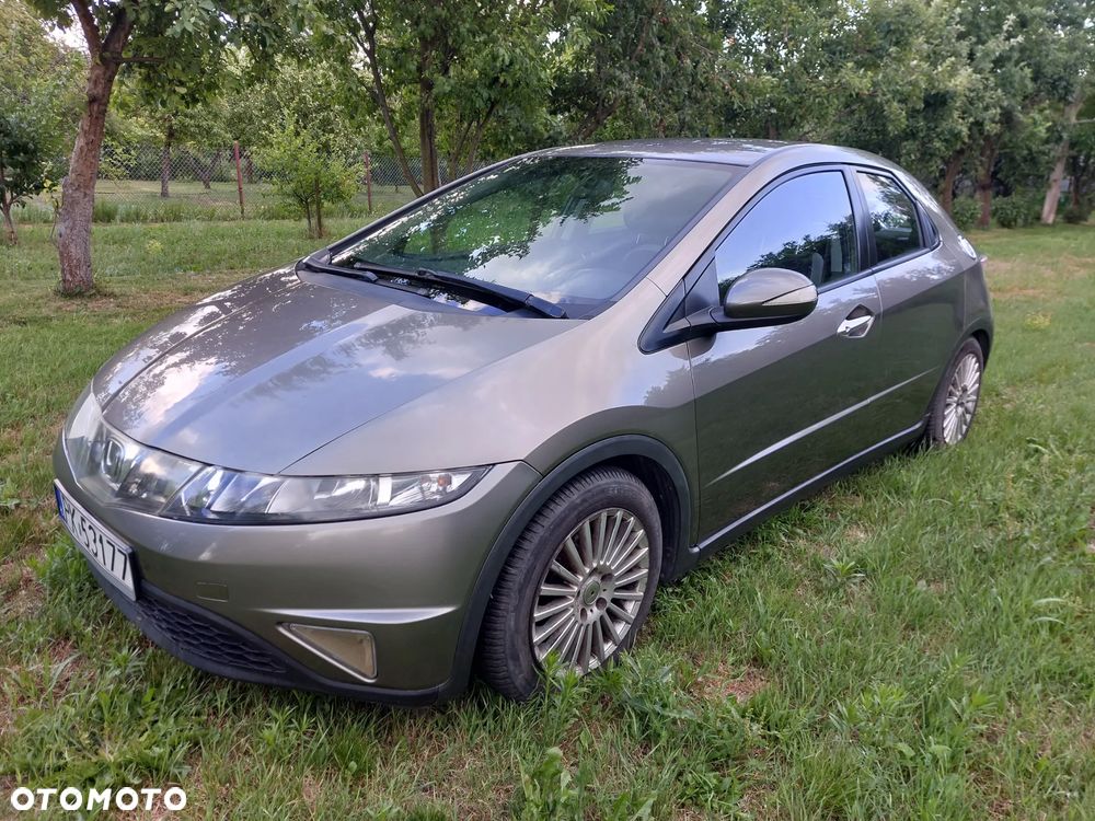 Honda Civic 1.8 Comfort - 2