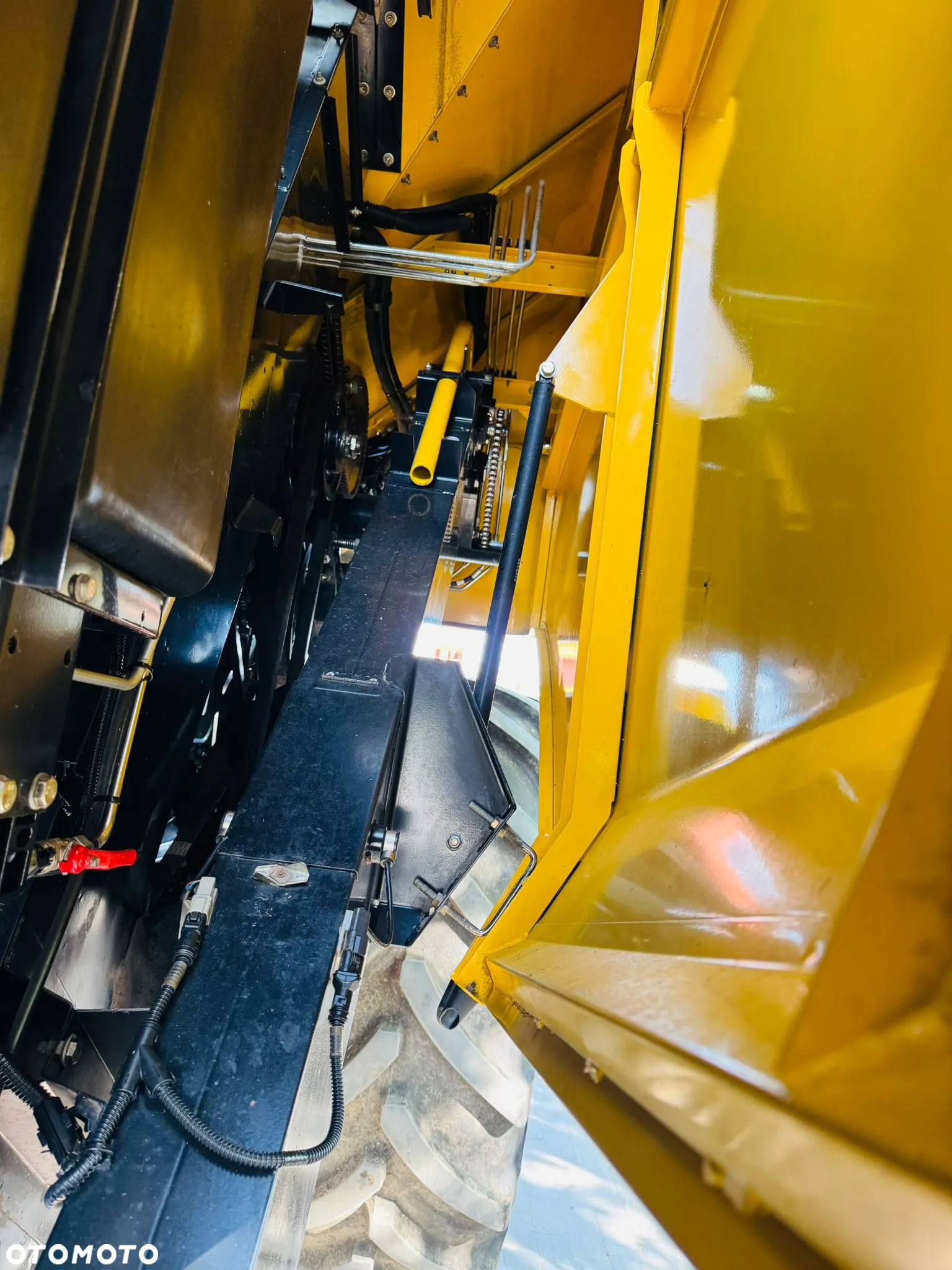New Holland TC5.70 - 12