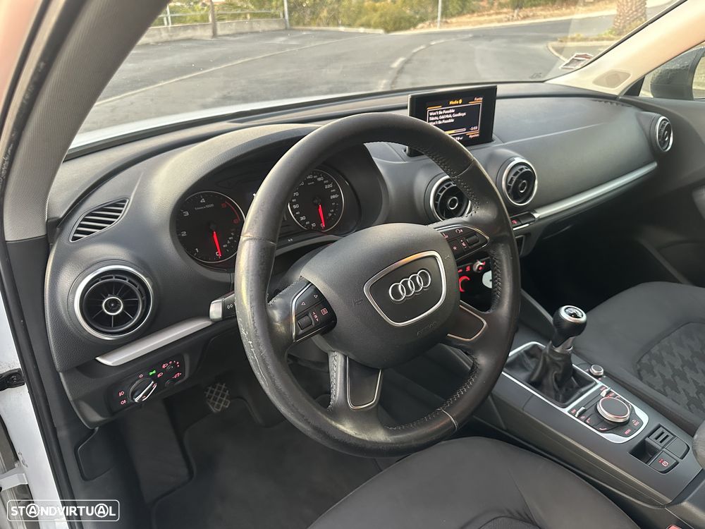 Audi A3 Sportback - 8