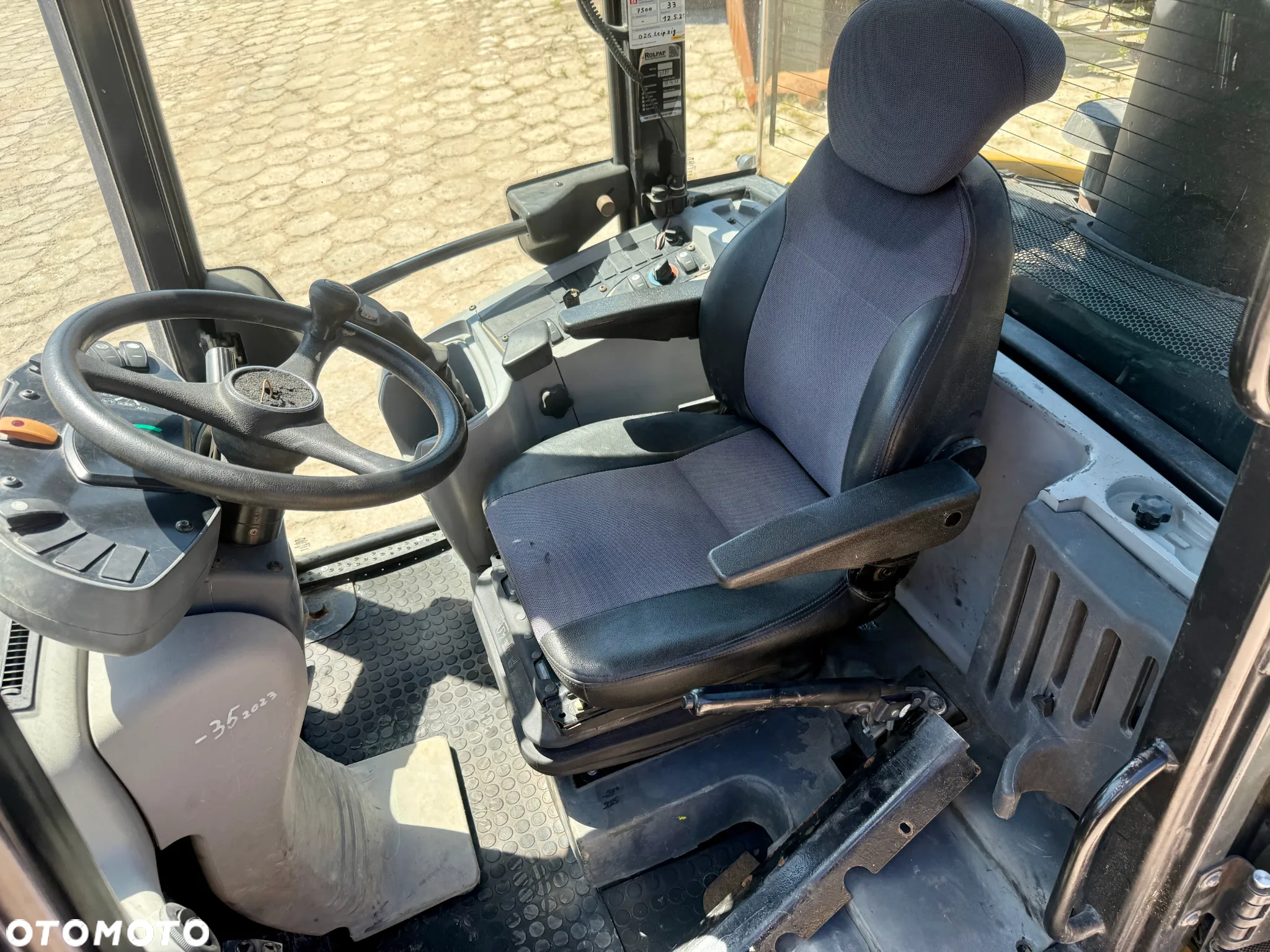 Caterpillar ładowarka kołowa przegubowa 906H rekin widły szybkozłączne, szufla OTWIERANA - 11