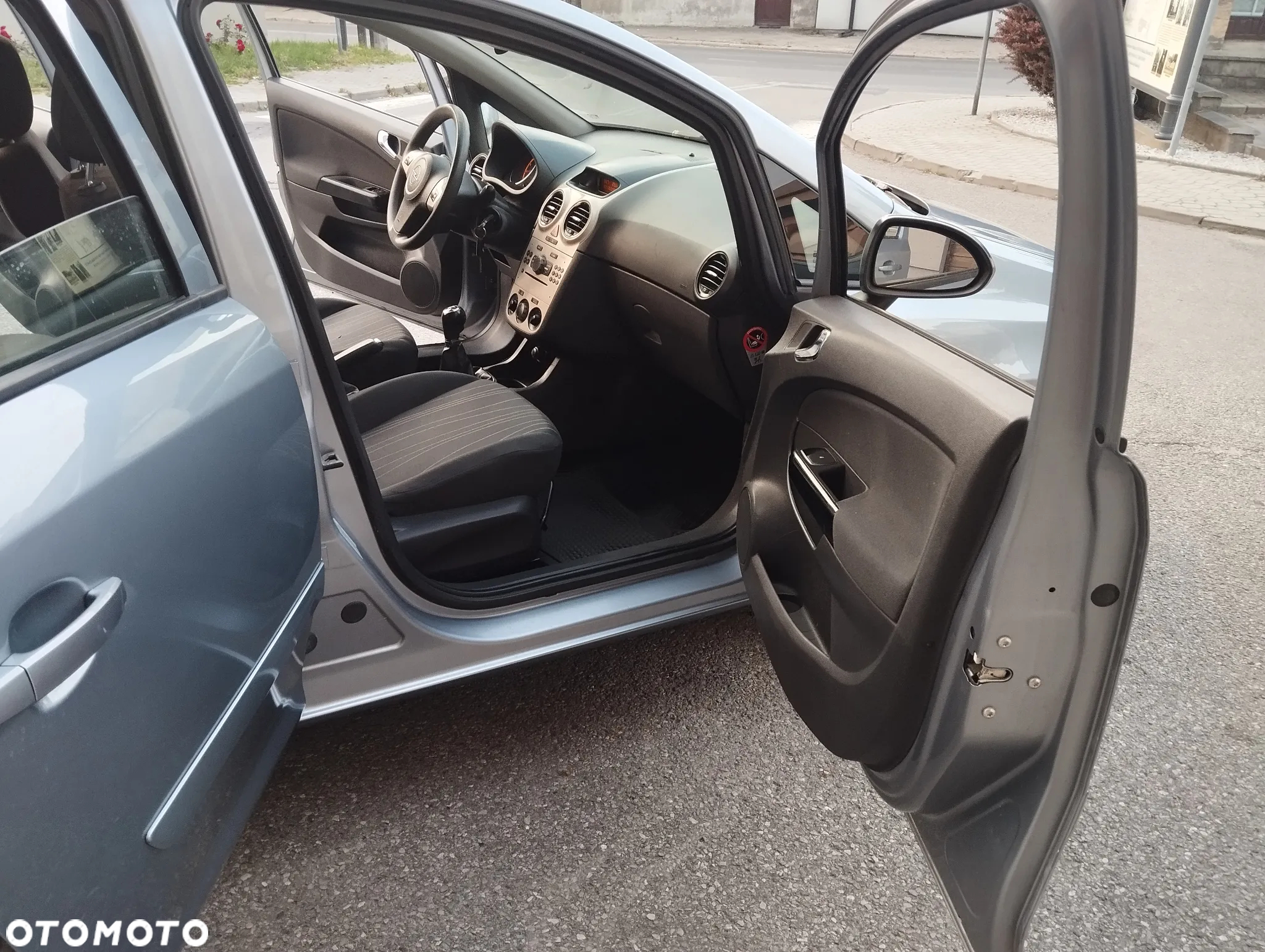 Opel Corsa - 17