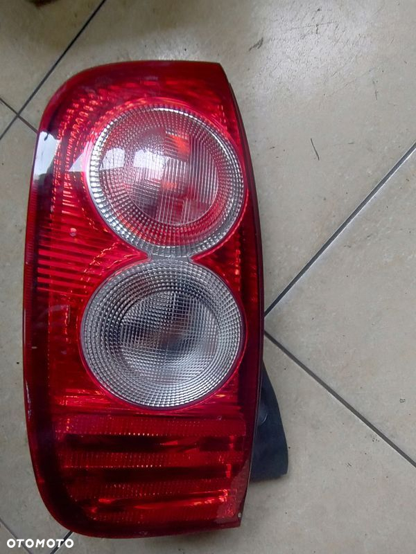 NISSAN MICRA K12 LIFT LAMPA TYŁ LEWA - 2
