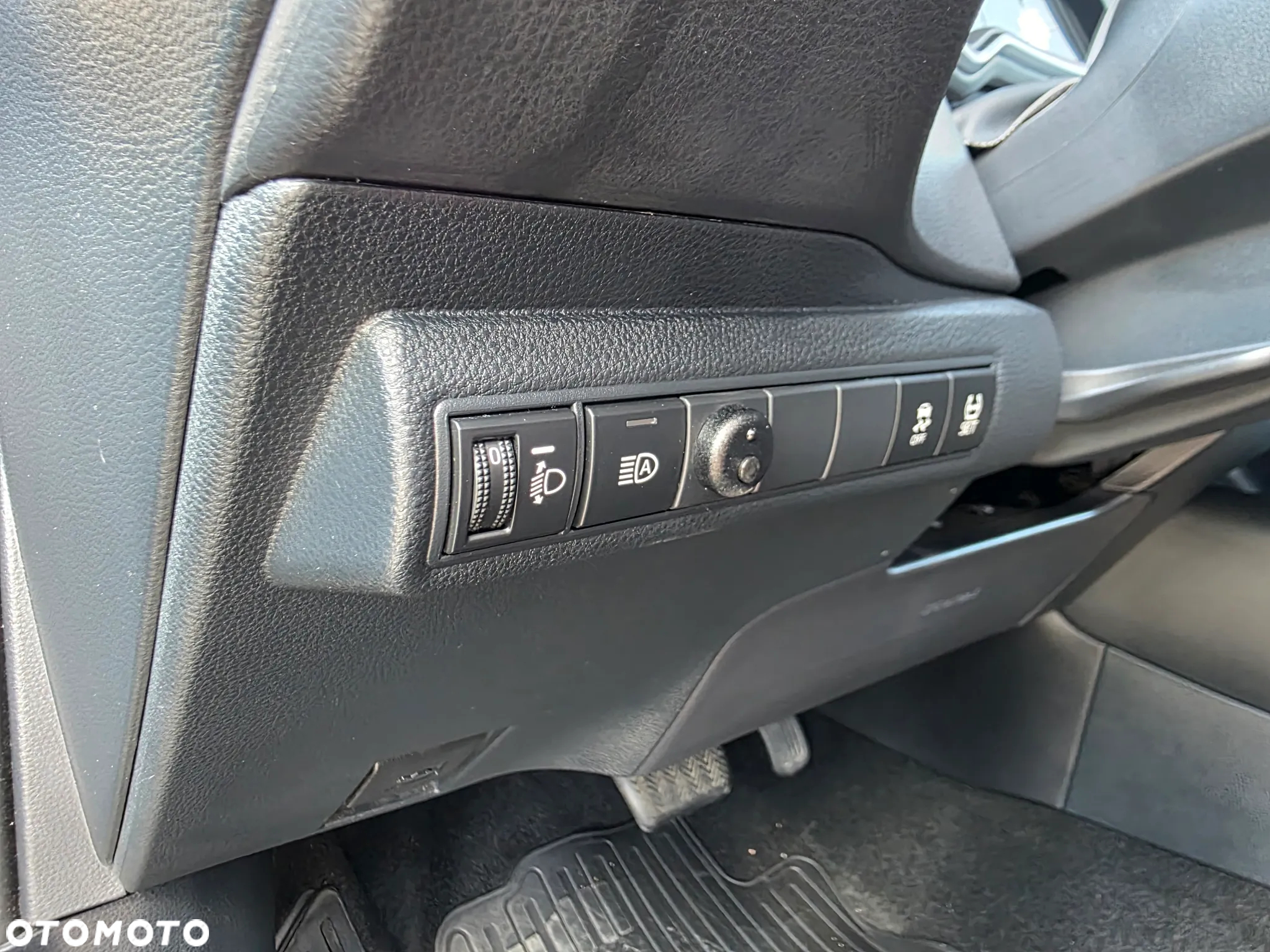 Toyota Corolla - 20