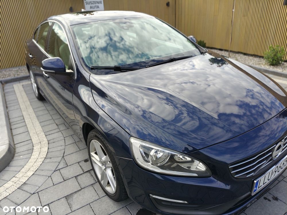 Volvo S60 - 2