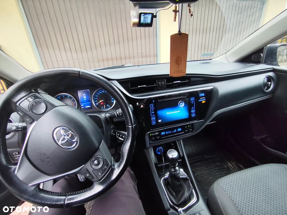 Toyota Corolla 1.6 Comfort - 7