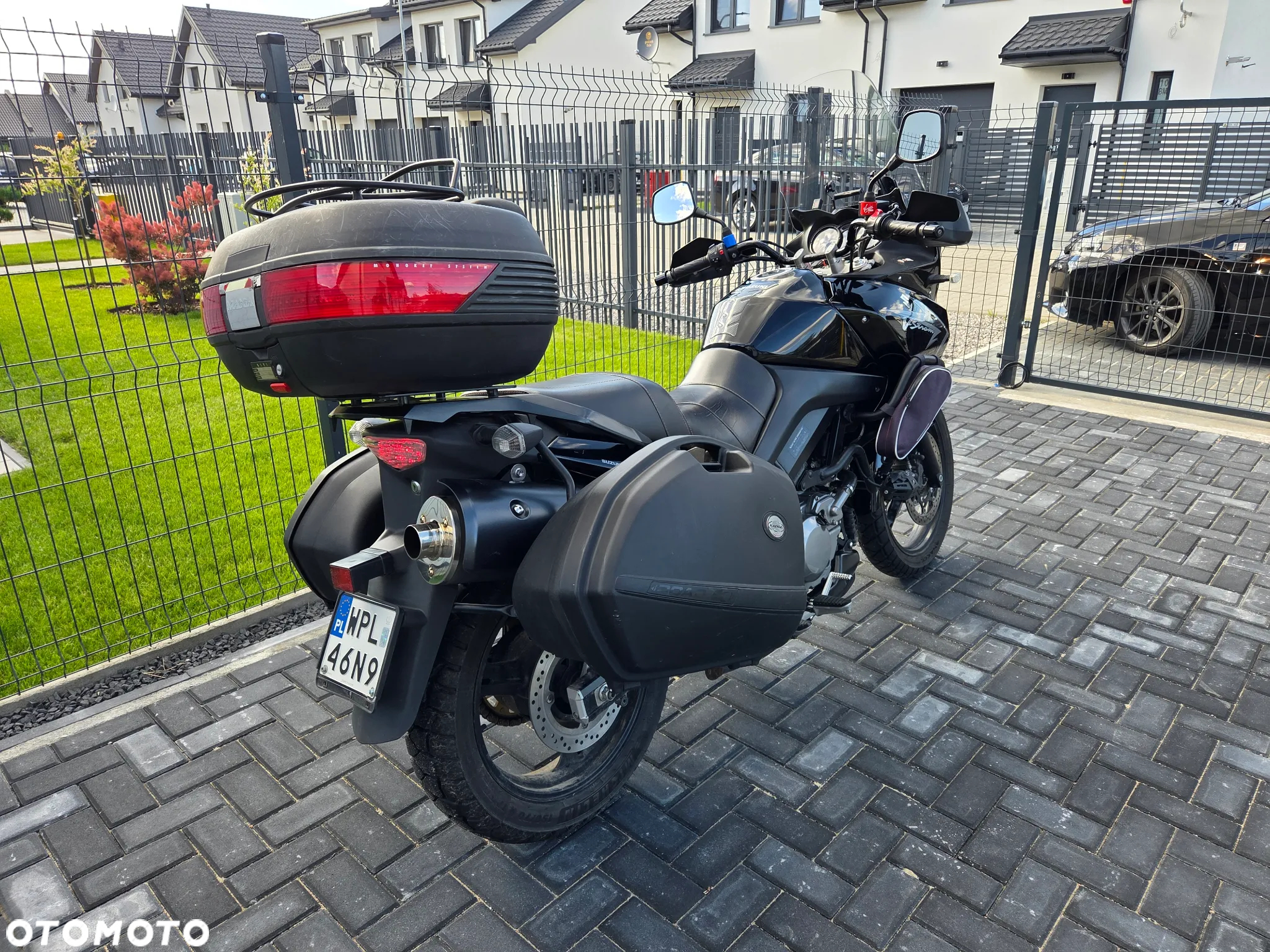 Suzuki V-STROM - 3