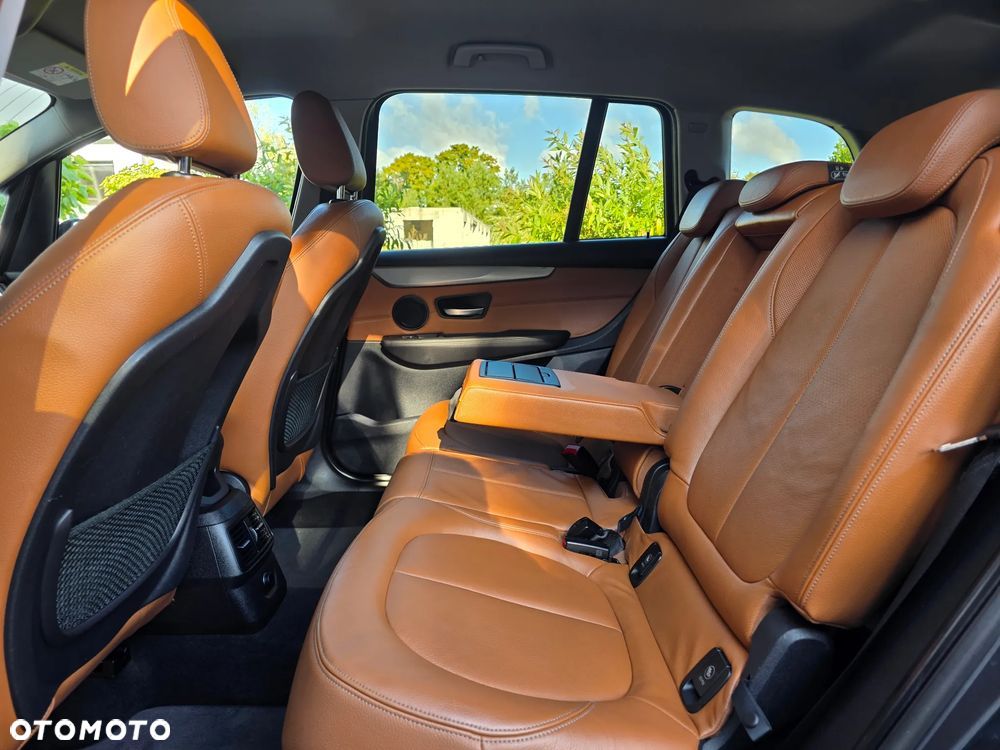 BMW Seria 2 220i GT Luxury Line sport - 29
