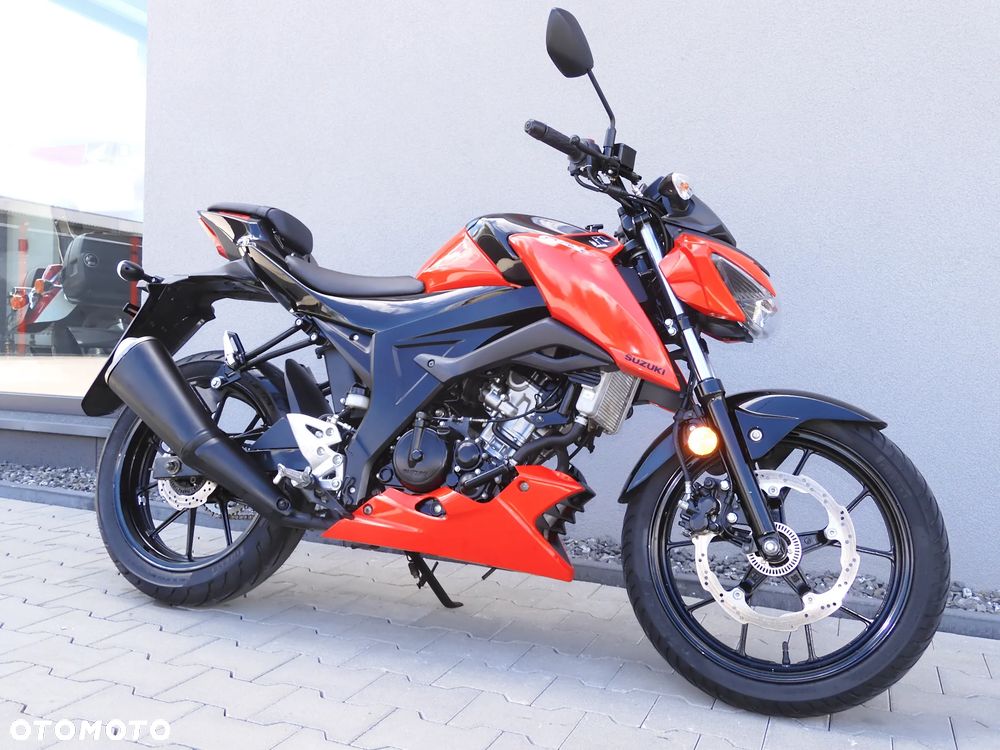 Suzuki GSX - 20