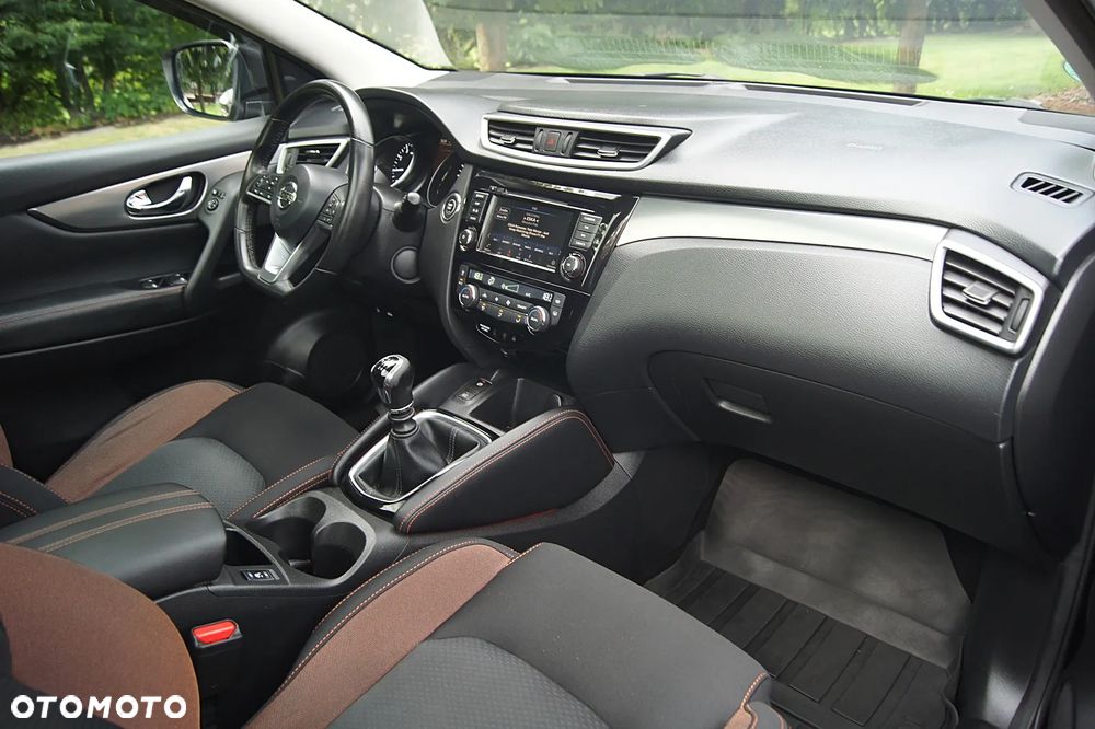 Nissan Qashqai 1.3 DIG-T N-Motion - 30