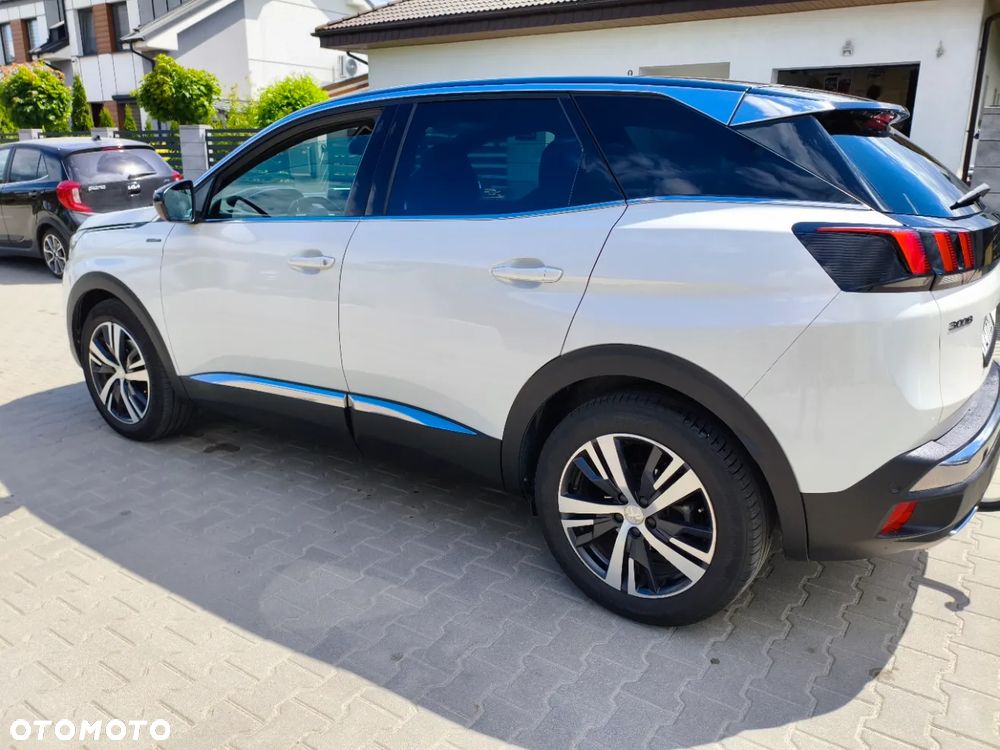 Peugeot 3008 PureTech 130 Stop & Start EAT6 Allure - 4